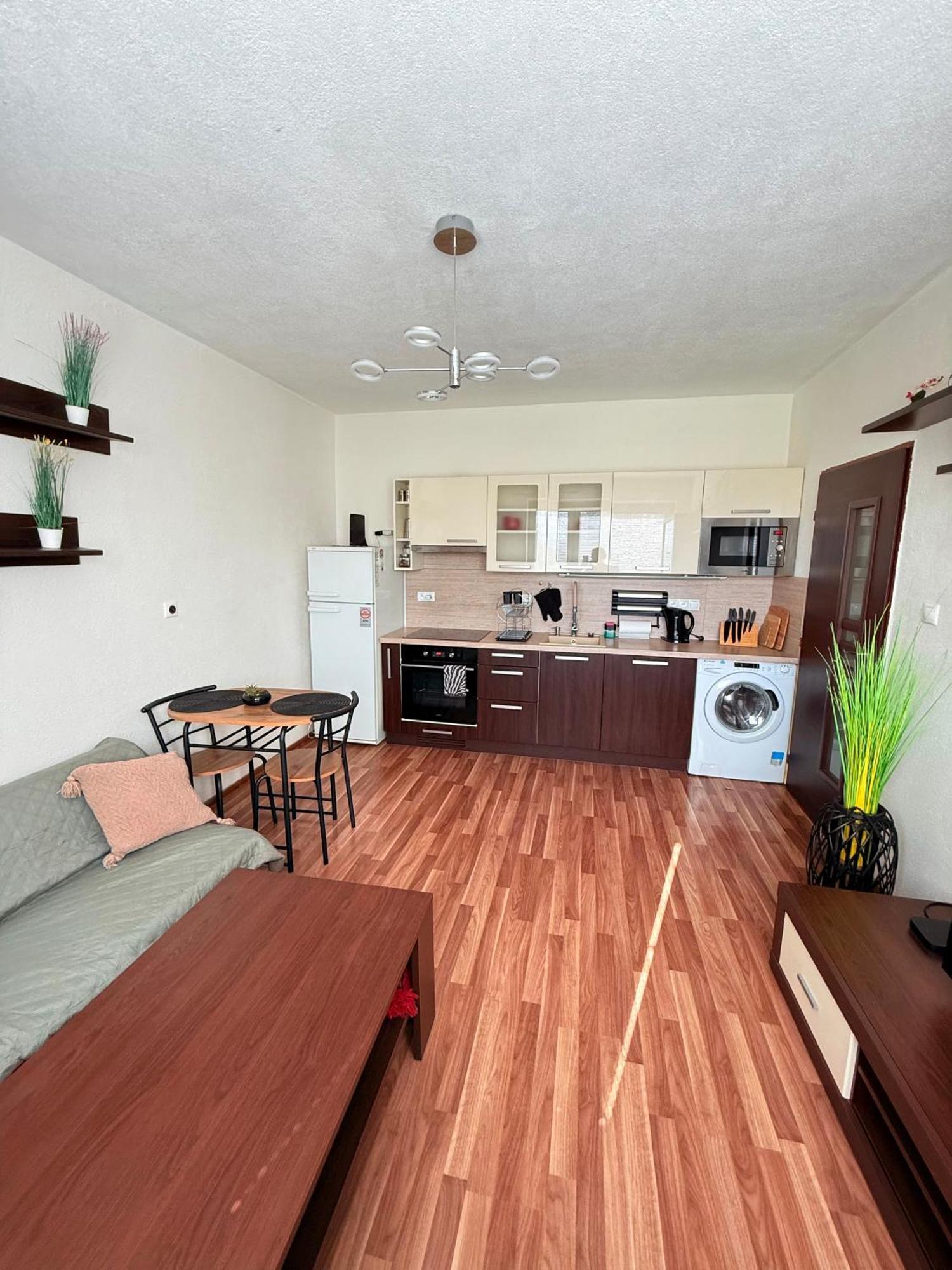 Ferienwohnung 2 Izbovy - Blizko Centra Martin Exterior foto